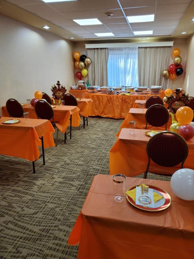 Comfort Suites Columbia Northeast - Fort Jackson Экстерьер фото